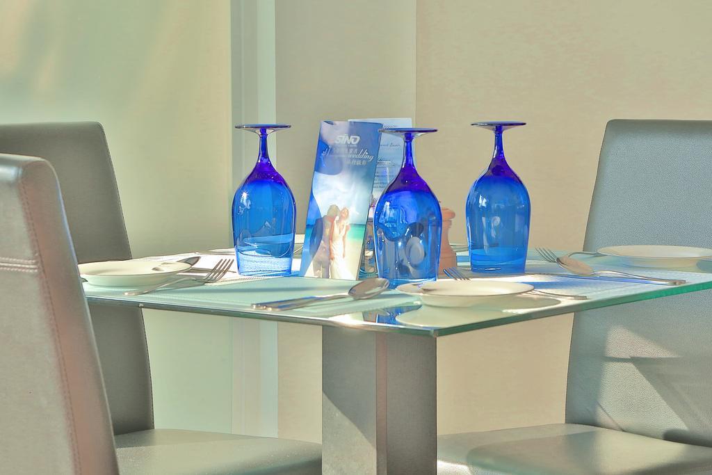 הולהומאל Airport Beach Hotel מראה חיצוני תמונה